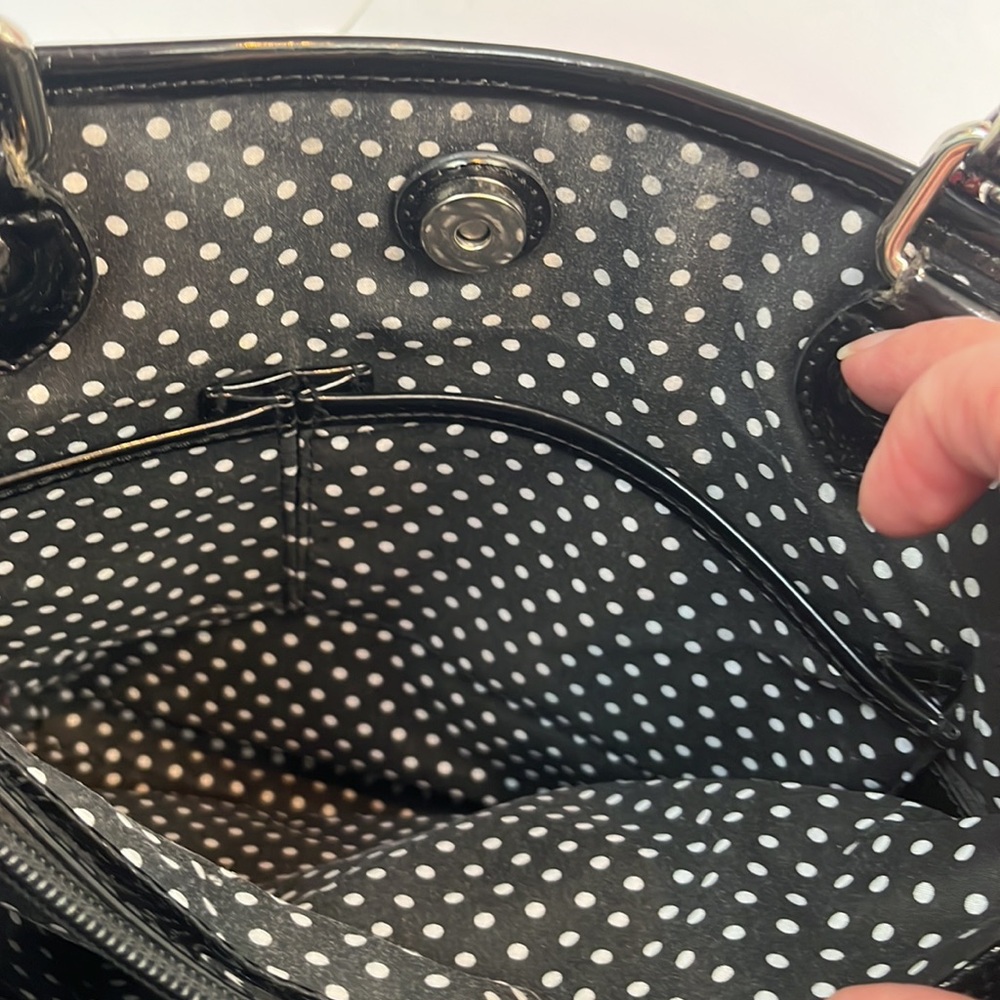 Lulu By Lulu Guinness London Calling Over The Shoulder Bag in black and red. - Picture 7 of 9